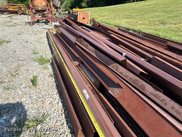 image for item FC1944 Approximately 50 steel beams