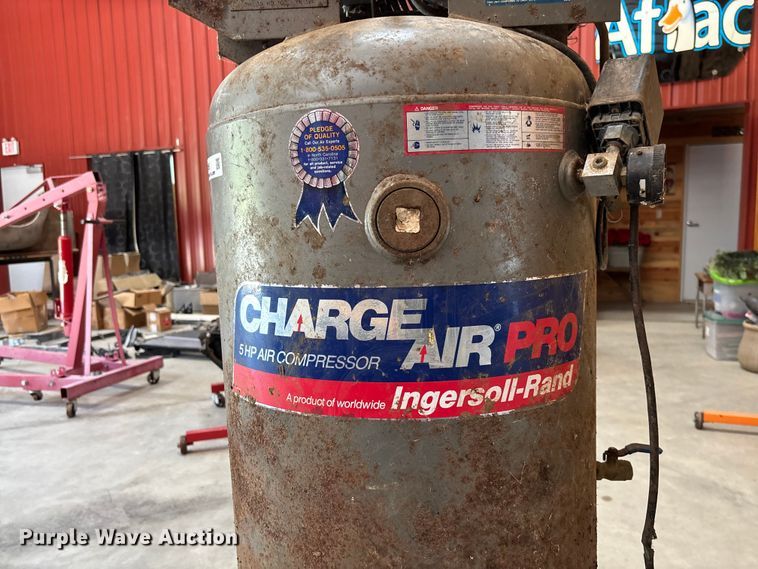 image for item FC1955 Ingersoll-Rand IR5E6VA air compressor