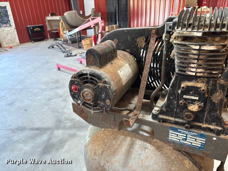image for item FC1955 Ingersoll-Rand IR5E6VA air compressor
