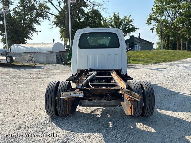 image for item FC1963 2003 Chevrolet C4500 truck cab and chassis