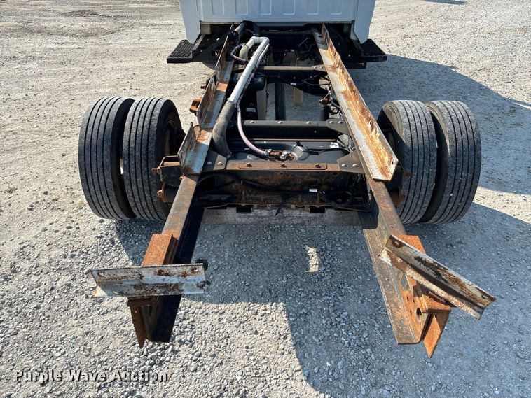 image for item FC1963 2003 Chevrolet C4500 truck cab and chassis