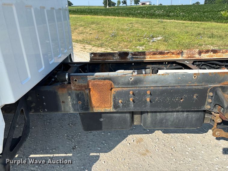 image for item FC1963 2003 Chevrolet C4500 truck cab and chassis