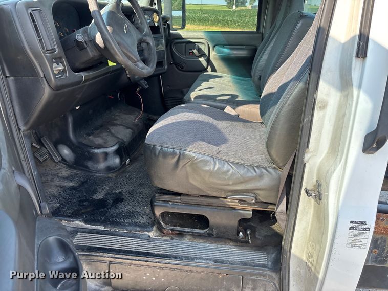image for item FC1963 2003 Chevrolet C4500 truck cab and chassis