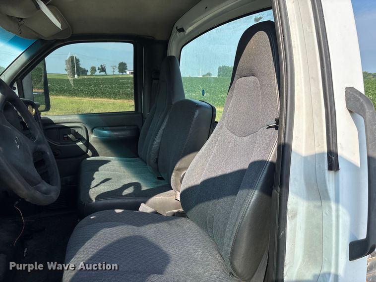 image for item FC1963 2003 Chevrolet C4500 truck cab and chassis