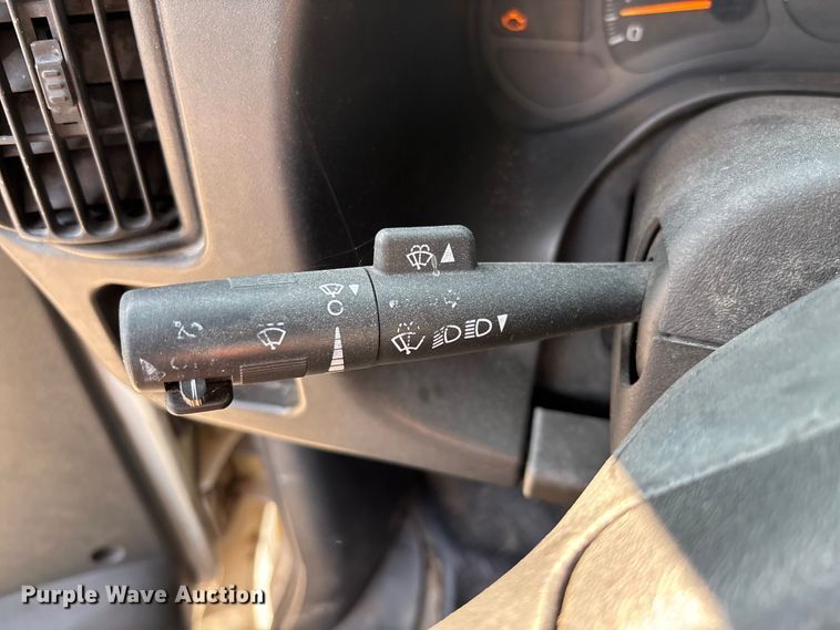 image for item FC1963 2003 Chevrolet C4500 truck cab and chassis