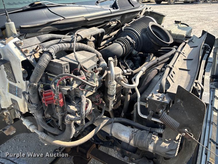 image for item FC1963 2003 Chevrolet C4500 truck cab and chassis