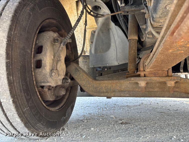 image for item FC1963 2003 Chevrolet C4500 truck cab and chassis
