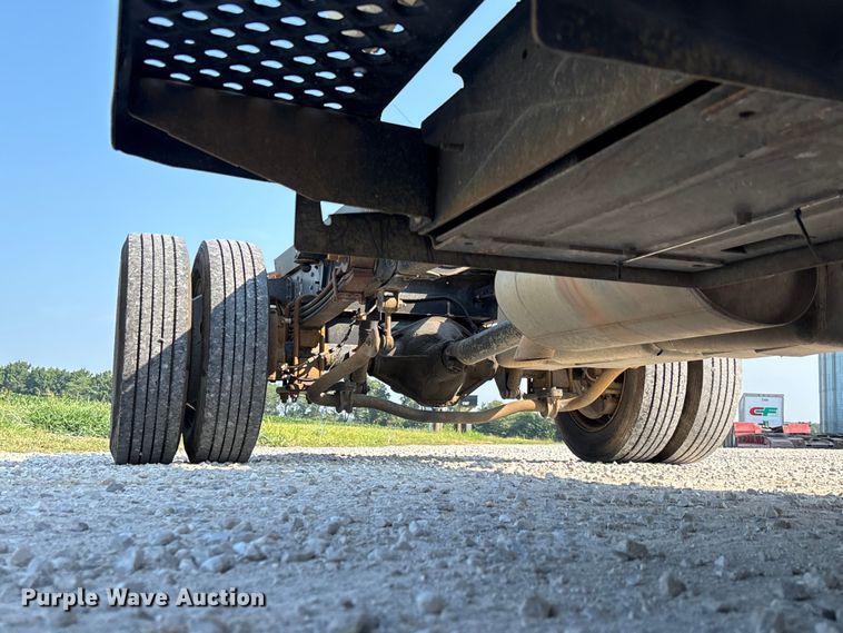 image for item FC1963 2003 Chevrolet C4500 truck cab and chassis