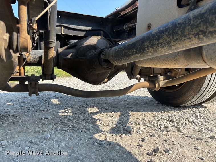 image for item FC1963 2003 Chevrolet C4500 truck cab and chassis