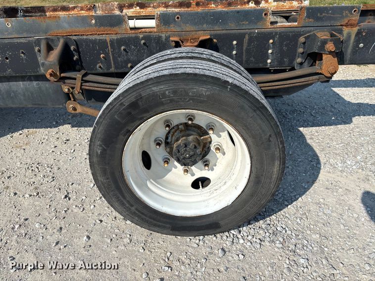 image for item FC1963 2003 Chevrolet C4500 truck cab and chassis