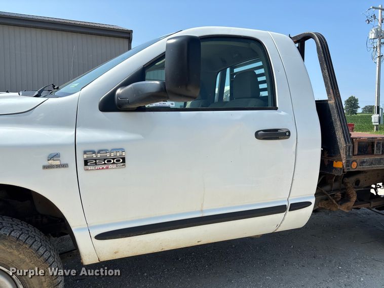 image for item FC1964 2007 Dodge Ram 2500 bale bed pickup truck