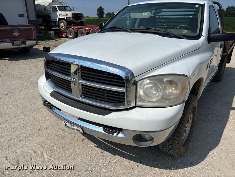 image for item FC1964 2007 Dodge Ram 2500 bale bed pickup truck