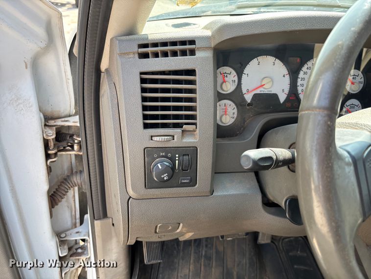image for item FC1964 2007 Dodge Ram 2500 bale bed pickup truck