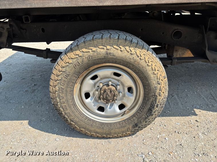 image for item FC1964 2007 Dodge Ram 2500 bale bed pickup truck