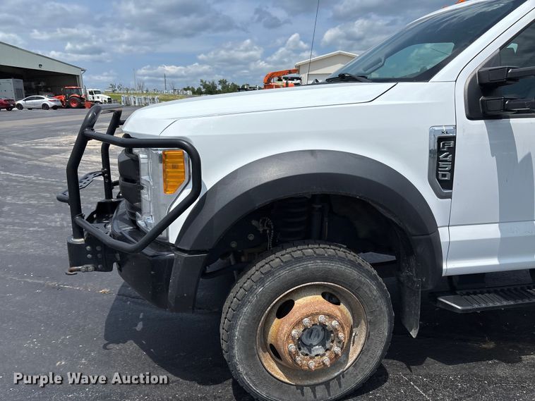 image for item FC1979 2017 Ford F450 Super Duty XL Ext. Cab flatbed truck