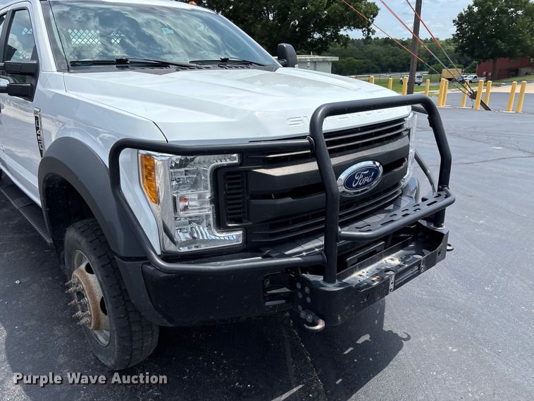 image for item FC1979 2017 Ford F450 Super Duty XL Ext. Cab flatbed truck