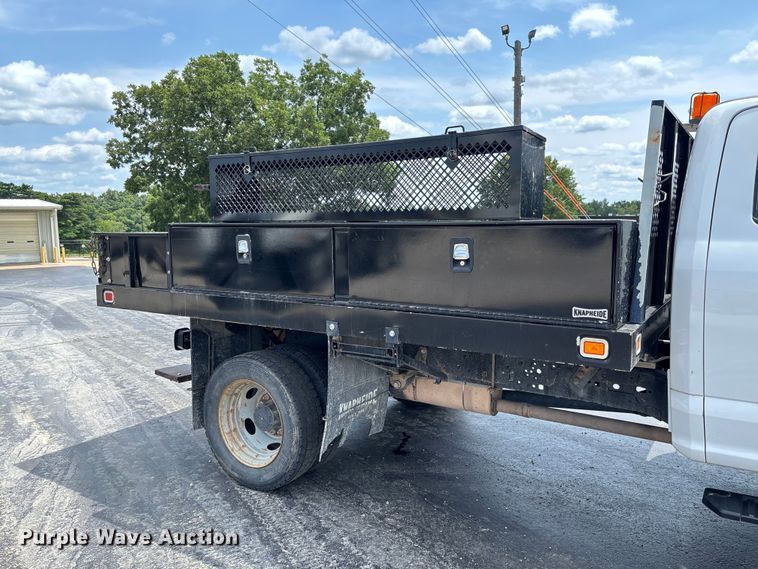 image for item FC1979 2017 Ford F450 Super Duty XL Ext. Cab flatbed truck