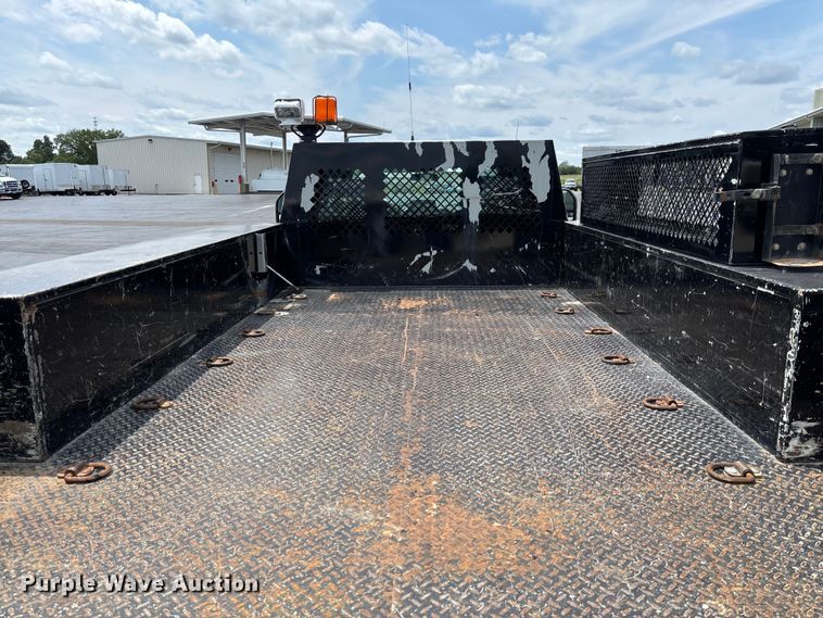 image for item FC1979 2017 Ford F450 Super Duty XL Ext. Cab flatbed truck