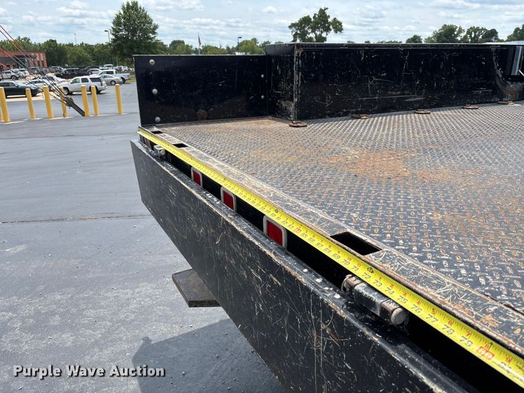 image for item FC1979 2017 Ford F450 Super Duty XL Ext. Cab flatbed truck