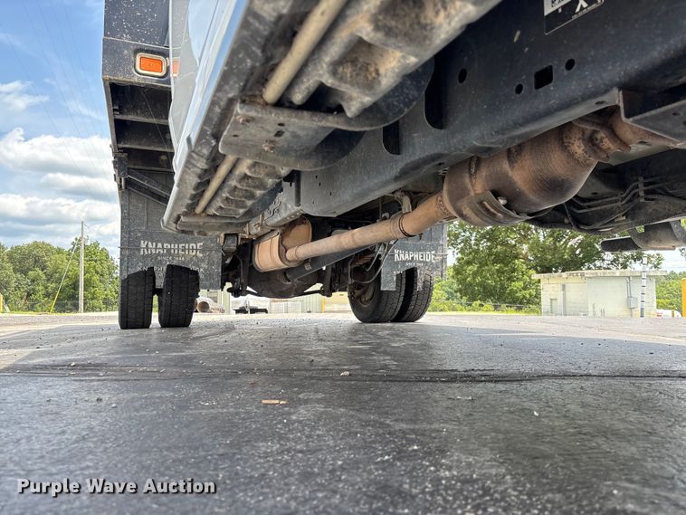image for item FC1979 2017 Ford F450 Super Duty XL Ext. Cab flatbed truck