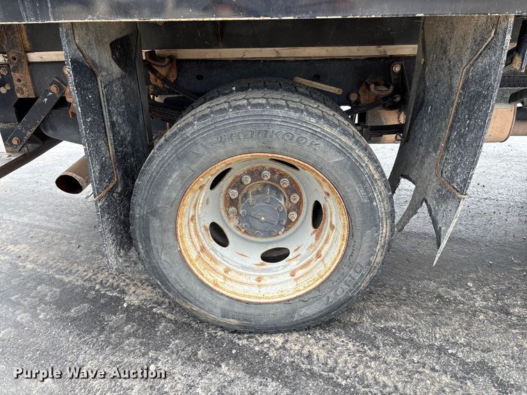 image for item FC1979 2017 Ford F450 Super Duty XL Ext. Cab flatbed truck
