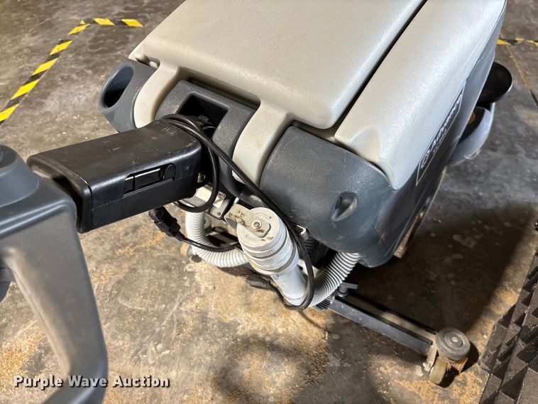 image for item FC1981 Tools