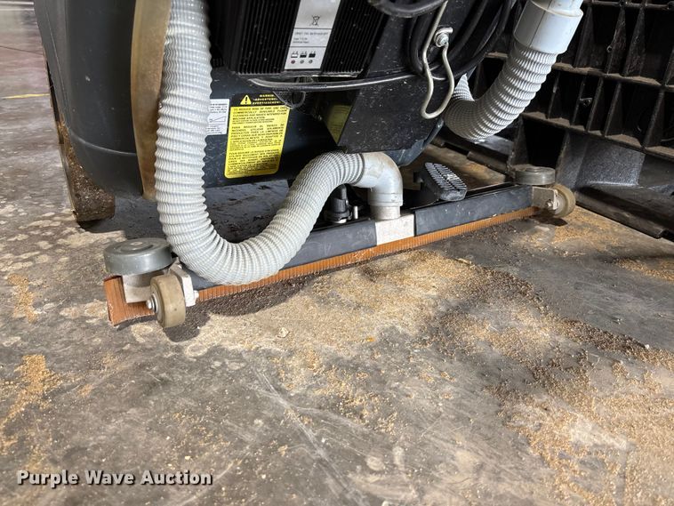 image for item FC1981 Tools