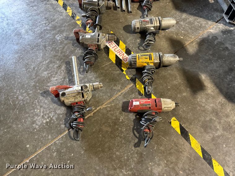 image for item FC1981 Tools