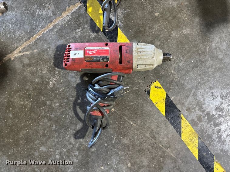image for item FC1981 Tools