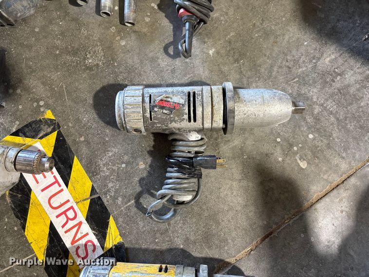 image for item FC1981 Tools