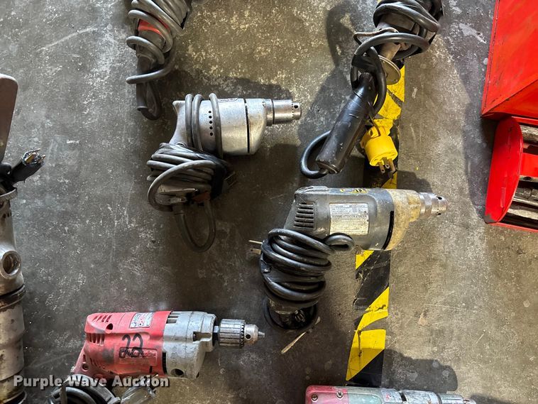 image for item FC1981 Tools