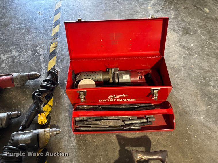 image for item FC1981 Tools