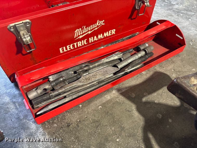 image for item FC1981 Tools