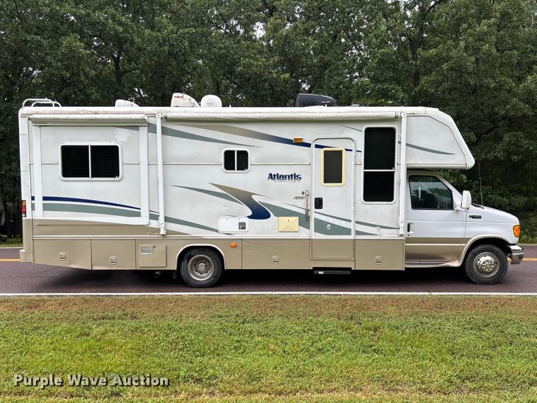 image for item FC1982 2005 Ford E450 Super Duty Atlantis Holiday Rambler RV