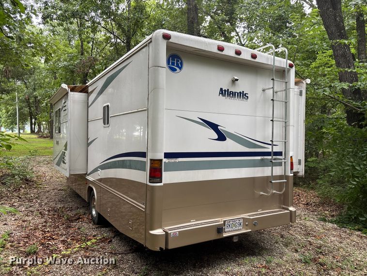 image for item FC1982 2005 Ford E450 Super Duty Atlantis Holiday Rambler RV
