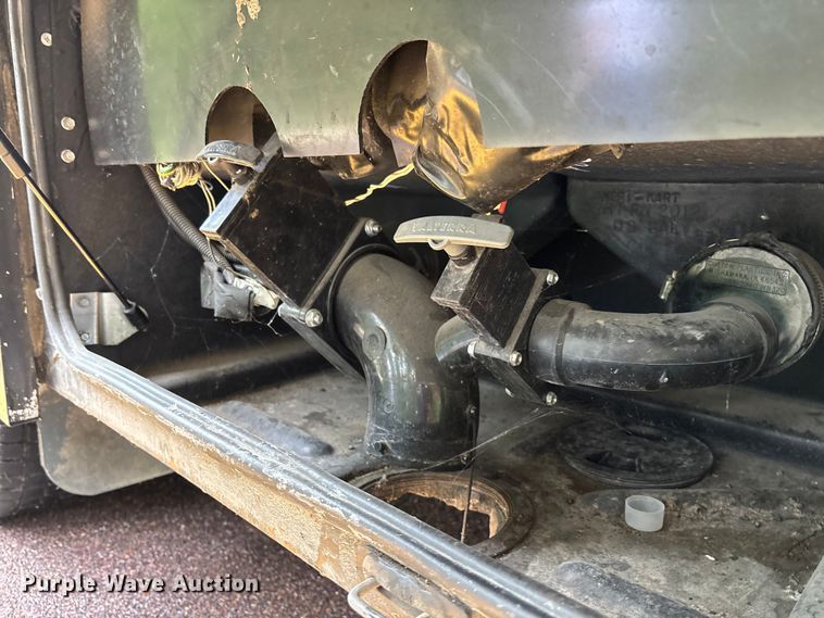 image for item FC1982 2005 Ford E450 Super Duty Atlantis Holiday Rambler RV