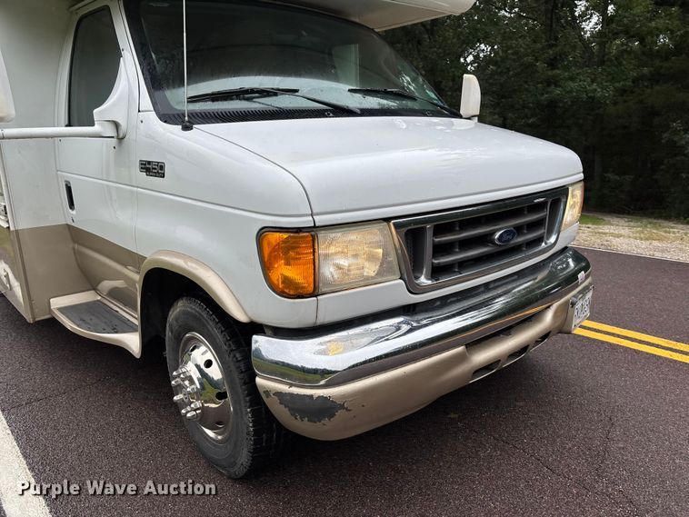 image for item FC1982 2005 Ford E450 Super Duty Atlantis Holiday Rambler RV