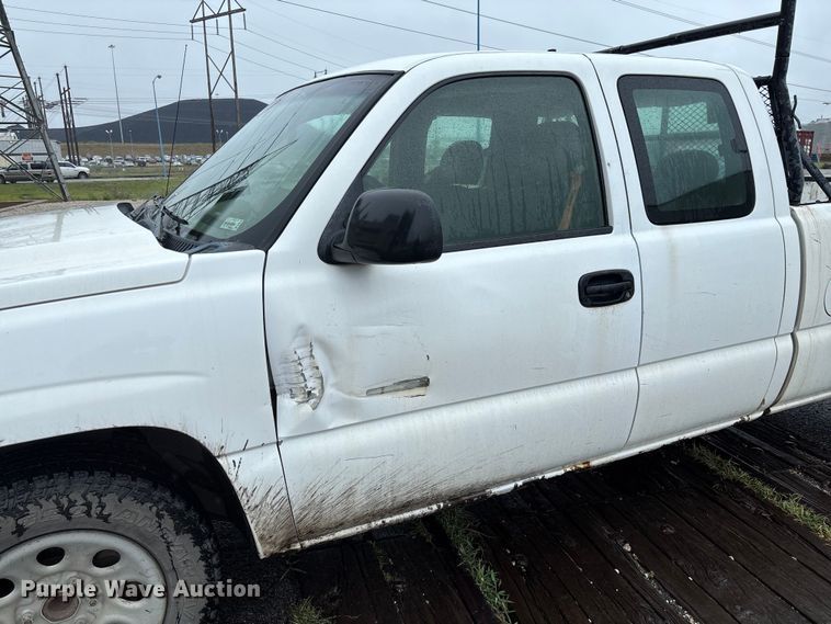 image for item FC1985 2006 Chevrolet Silverado 1500 Ext. Cab pickup truck