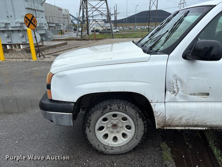 image for item FC1985 2006 Chevrolet Silverado 1500 Ext. Cab pickup truck