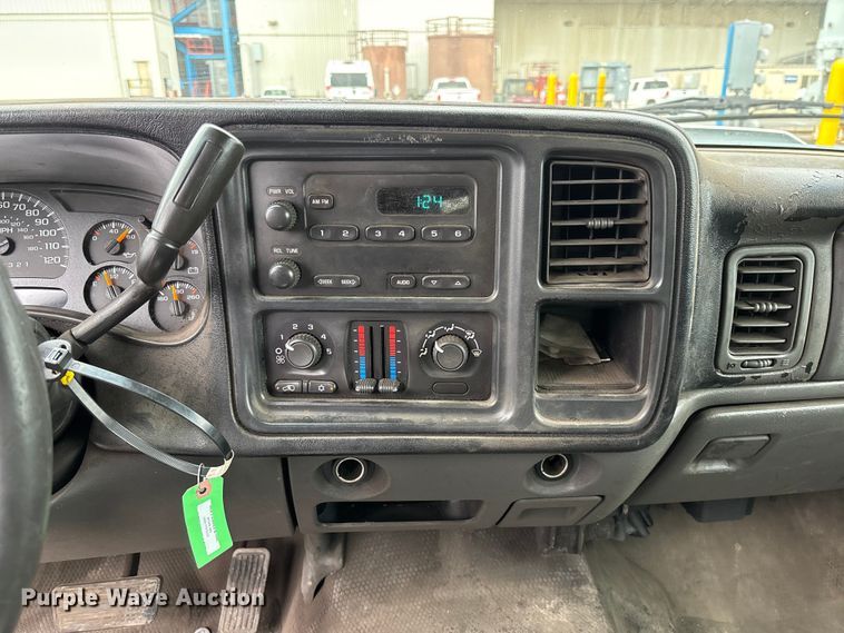 image for item FC1985 2006 Chevrolet Silverado 1500 Ext. Cab pickup truck