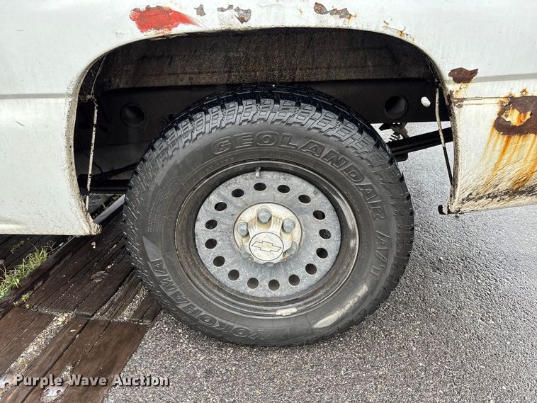 image for item FC1985 2006 Chevrolet Silverado 1500 Ext. Cab pickup truck