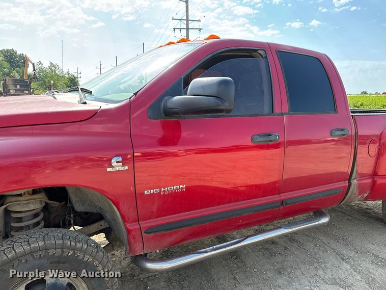 image for item FC1988 2006 Dodge Ram 3500 Ext. Cab pickup truck