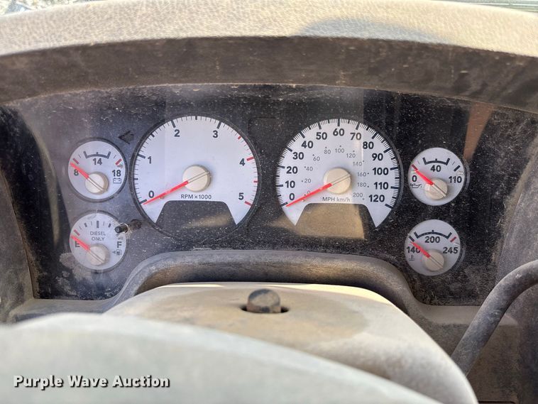 image for item FC1988 2006 Dodge Ram 3500 Ext. Cab pickup truck