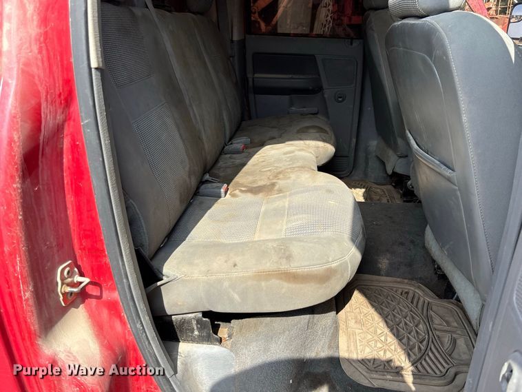 image for item FC1988 2006 Dodge Ram 3500 Ext. Cab pickup truck