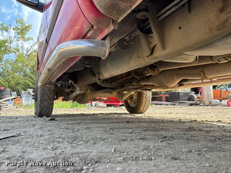 image for item FC1988 2006 Dodge Ram 3500 Ext. Cab pickup truck