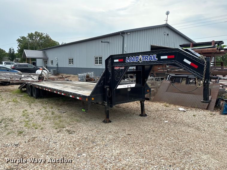 image for item FC1996 2022 Load Trail hydraulic tail equipment trailer
