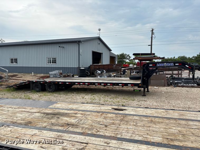 image for item FC1996 2022 Load Trail hydraulic tail equipment trailer