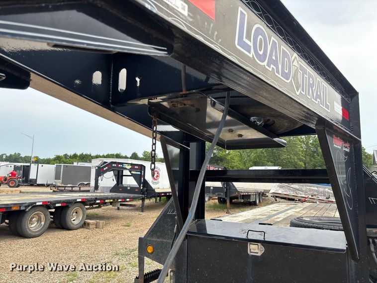image for item FC1996 2022 Load Trail hydraulic tail equipment trailer