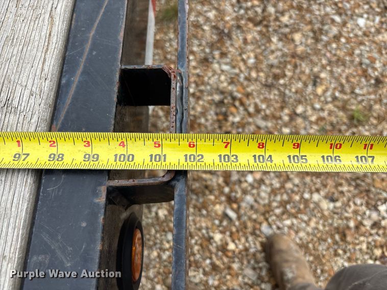 image for item FC1996 2022 Load Trail hydraulic tail equipment trailer