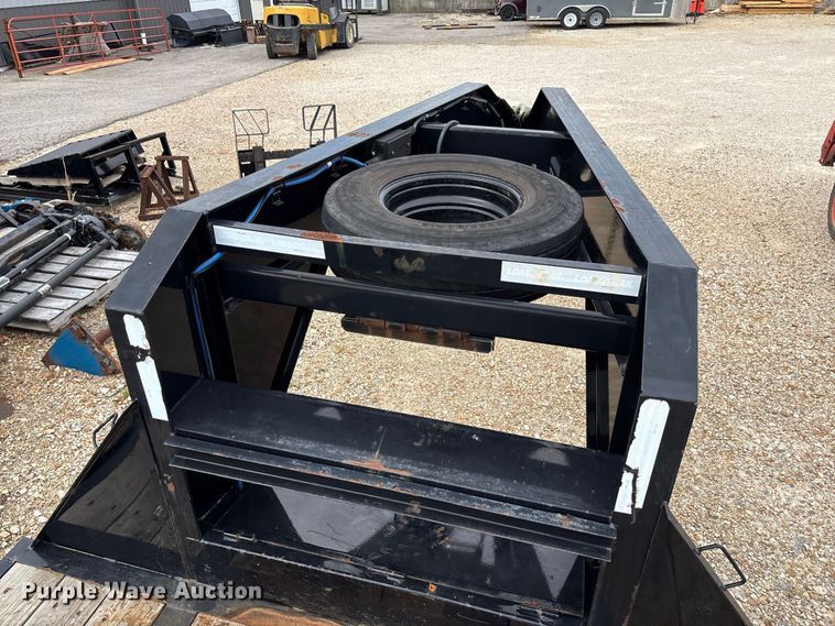 image for item FC1996 2022 Load Trail hydraulic tail equipment trailer